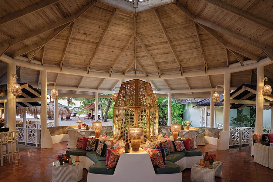 bamboo lounge
